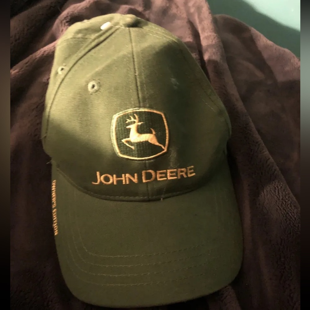 John Deere one size hat new